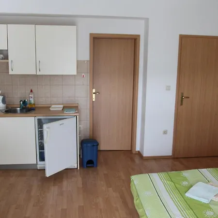 Marinko Apartment *