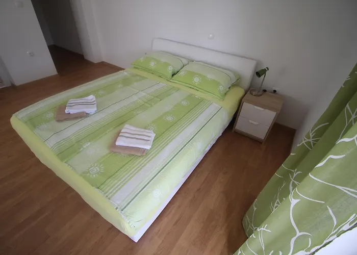 Marinko * Stari Grad (Hvar)